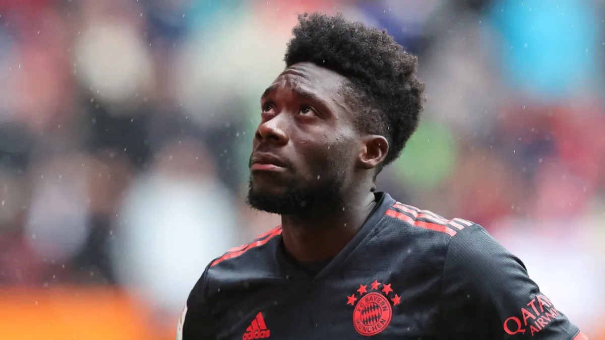 Alphonso Davies playing for Bayern Munich, 2022/23