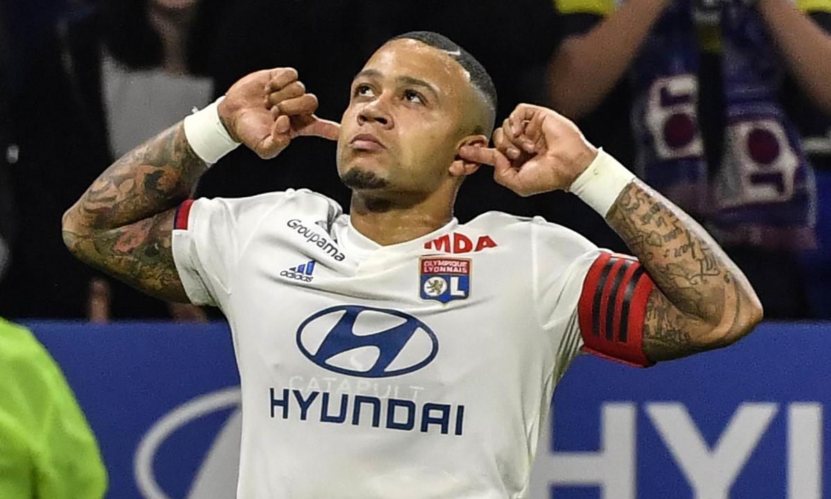 ‘Your home is here’ – Lyon urge Memphis Depay to forget Barcelona