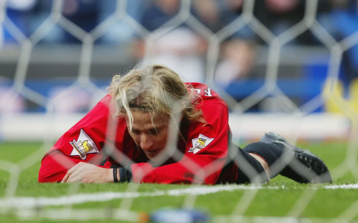 Manchester United forward Diego Forlan