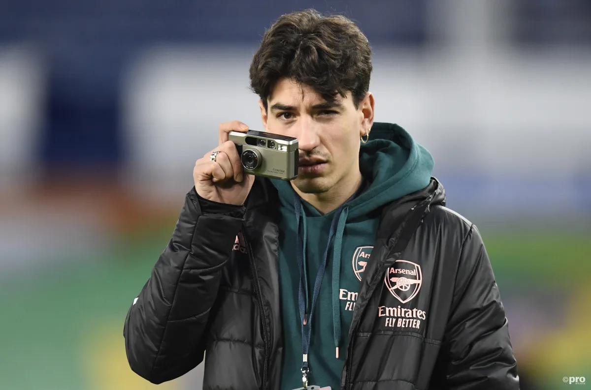Which Barcelona players could Arsenal swap Hector Bellerin for?