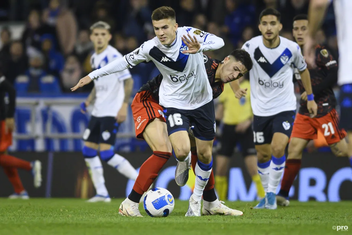 Maximo Perrone playing for Velez