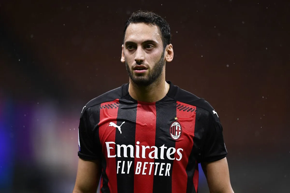 Hakan Calhanoglu: Would he fit in at Manchester United?