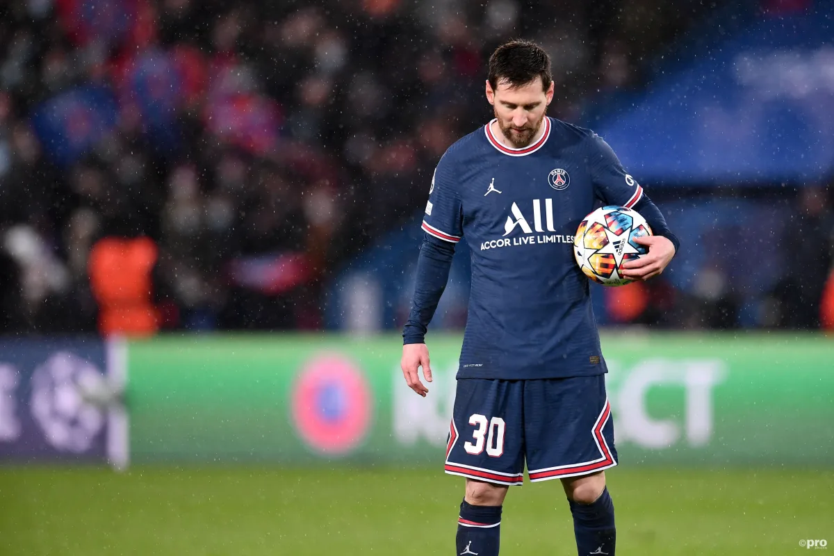 Lionel Messi playing for PSG against Real Madrid, Champions League 2021/22