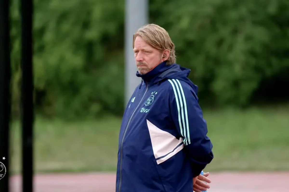 Sven Mislintat wekt verbazing: 'Niemand van Ajax wist hiervan'