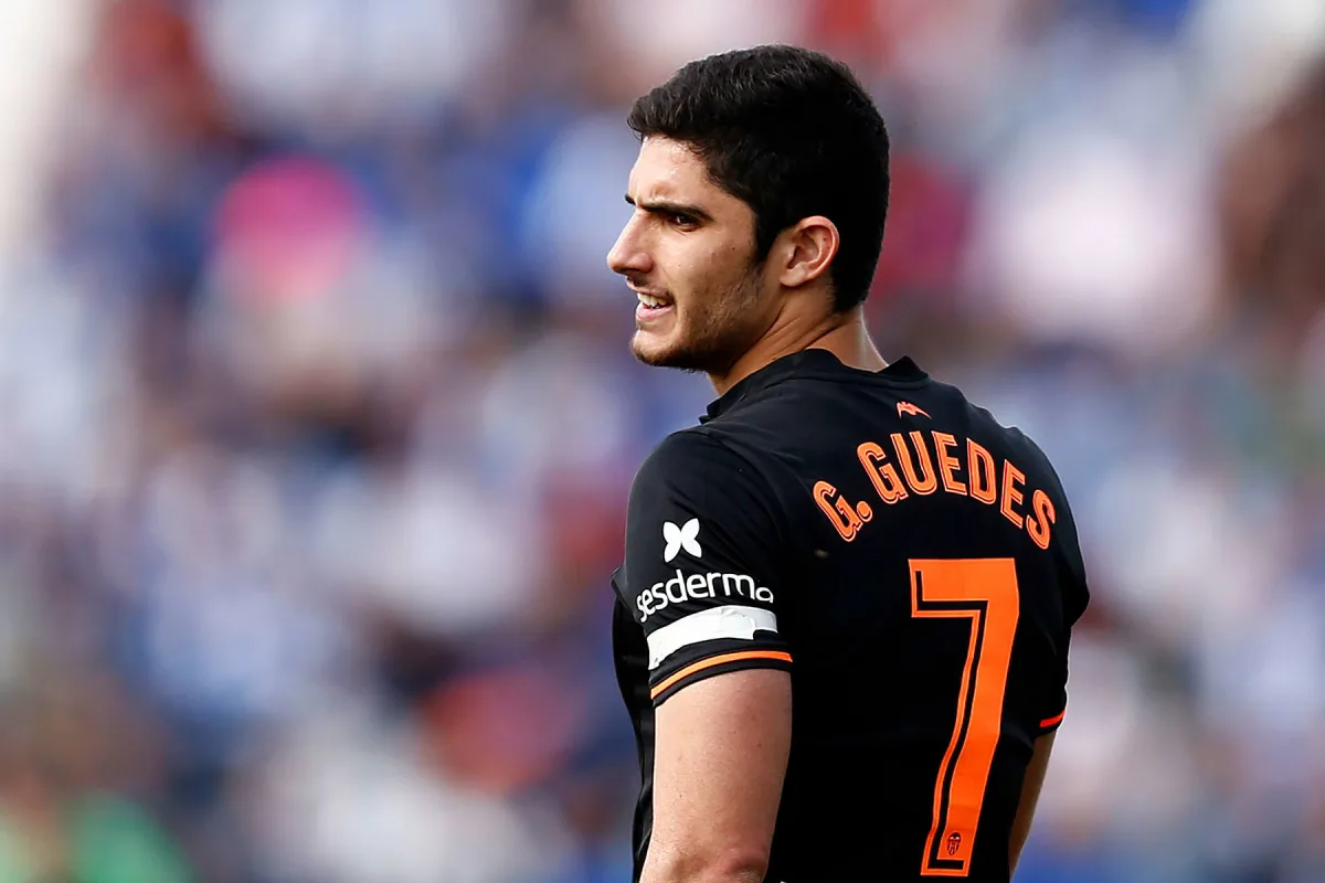 Who is West Ham transfer target Goncalo Guedes?