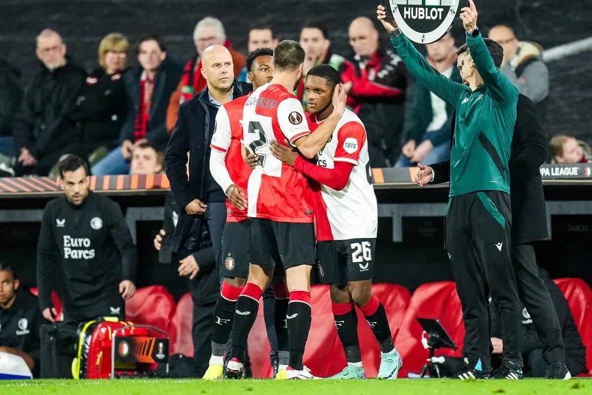 FC Volendam loopt door 'blunder' tonnen van Feyenoord mis