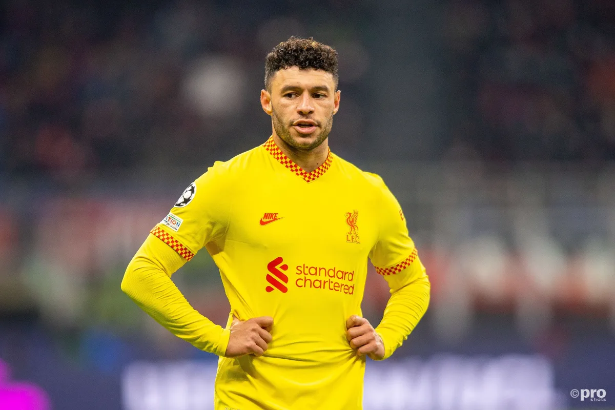 Liverpool mimdfielder Alex Oxlade-Chamberlain