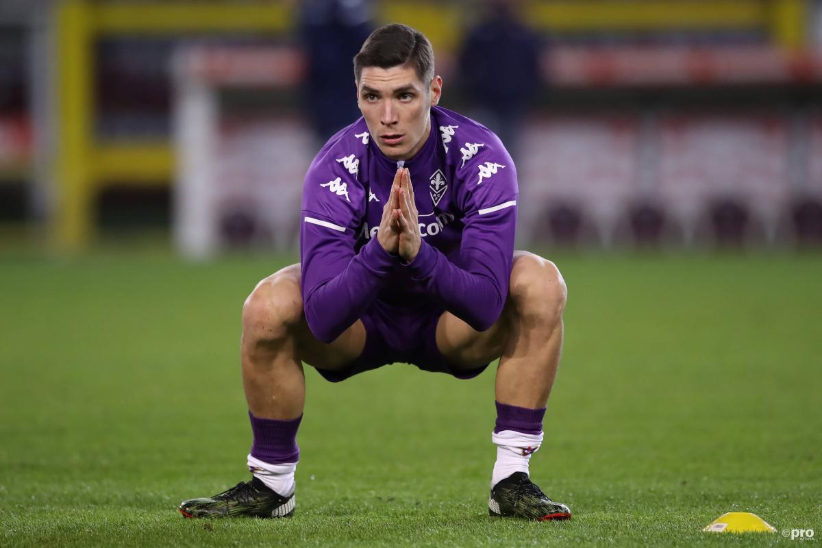 Manchester United and Liverpool battling for Fiorentina star