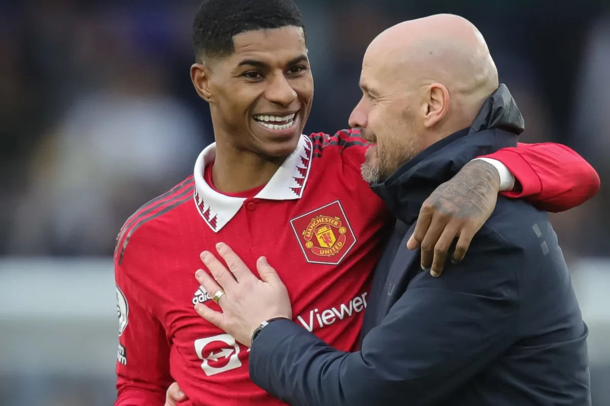 Rashford receives signed shirt from Manchester United legend Beckham