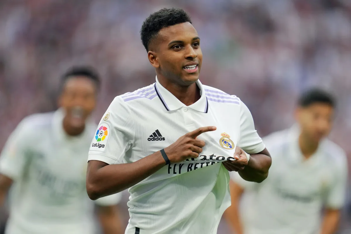 ADIDAS REAL MADRID 2023/24 RODRYGO HOME JERSEY