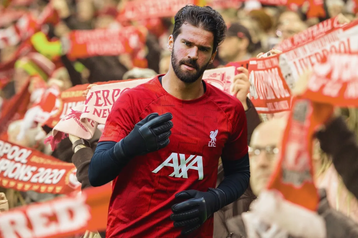 Alisson Becker signs new contract to keep him at Liverpool until 2027