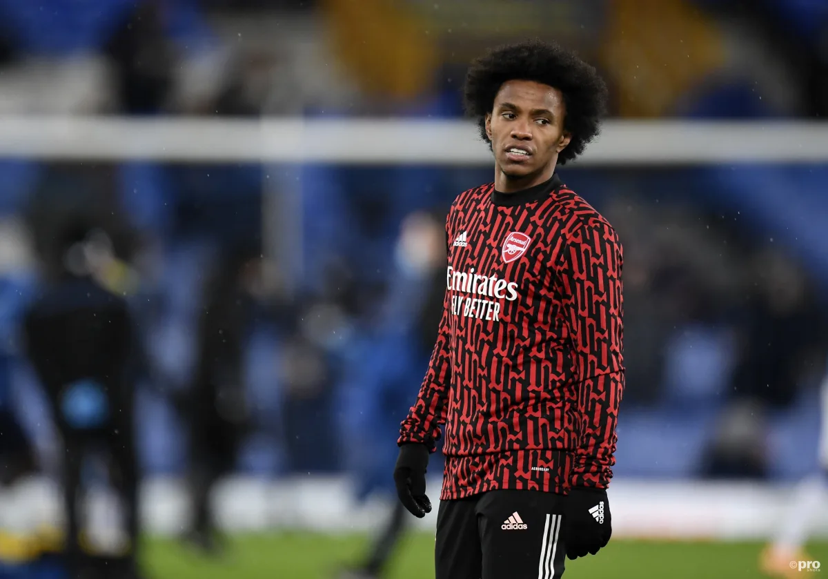 ‘Wenger never would have bought him’ – Arsenal legend slams signing of Willian