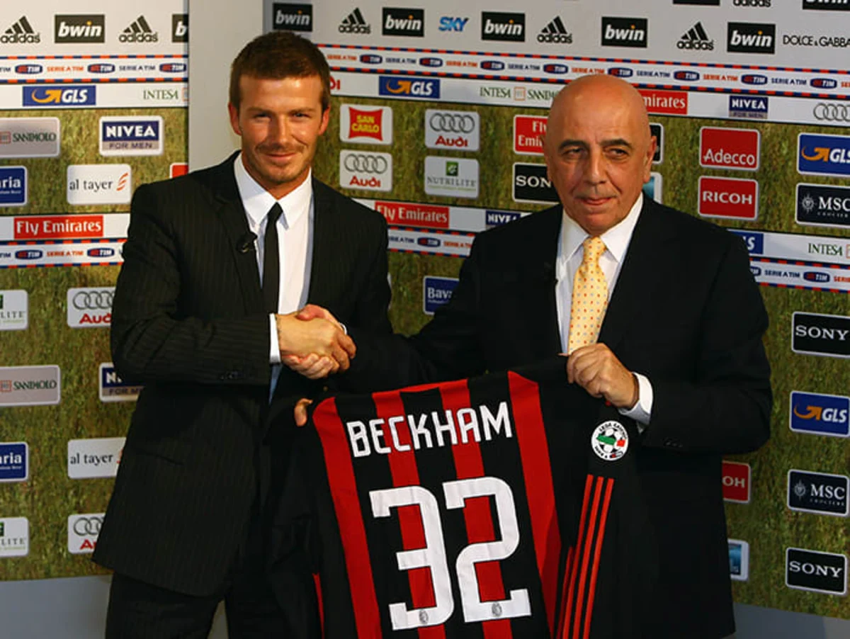 David Beckham Match Worn A.C Milan Shirt 2009 - Maldini Final