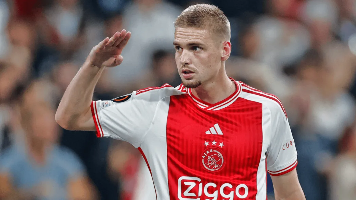 Arsenal, Man Utd or Spurs? Ajax star Kenneth Taylor’s ideal club revealed