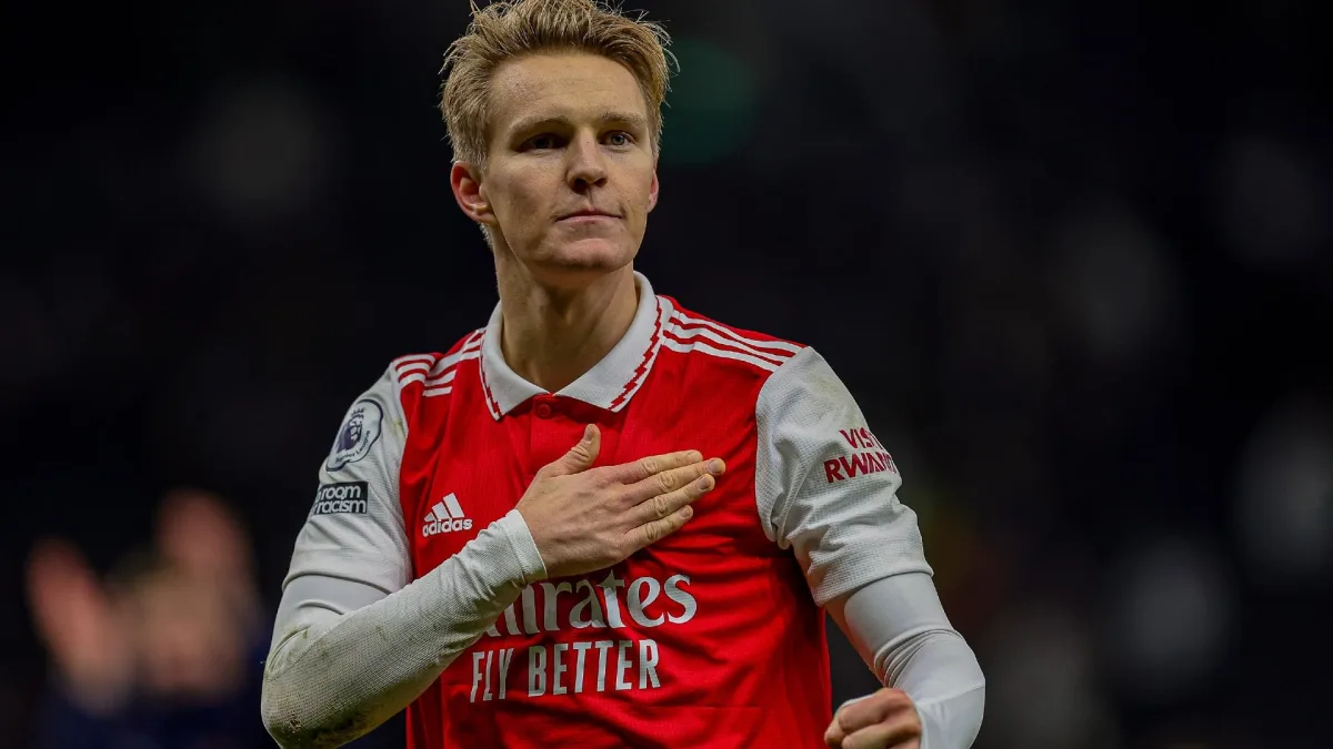 Martin Odegaard Arsenal Player Shirt Name and Number 2022/23 