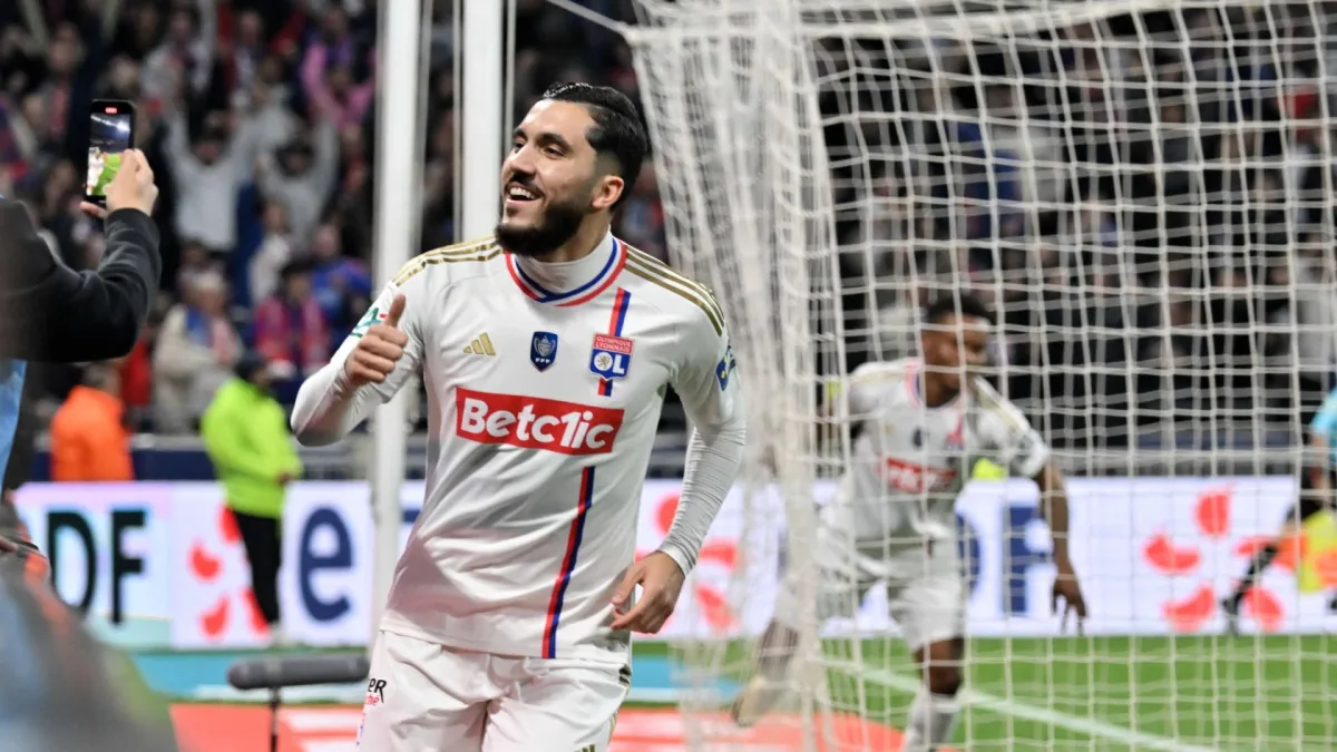 Premier League alerted as Lyon forced to sell to avert sanctions