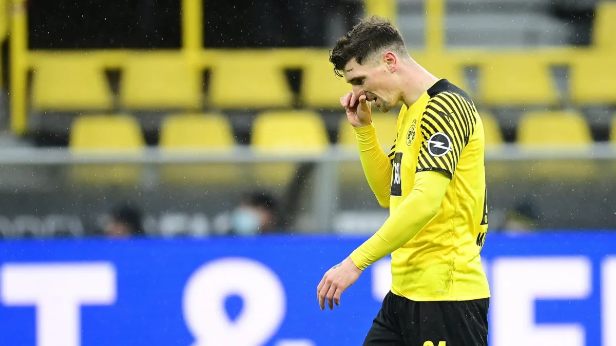 man-utd-transfer-news-red-devils-and-barcelona-target-meunier-to-leave