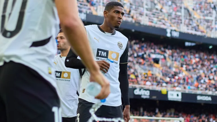 Cristhian Mosquera, Valencia, 2024/25
