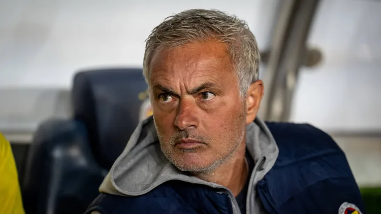 Jose Mourinho is currently in charge of Fenerbahce