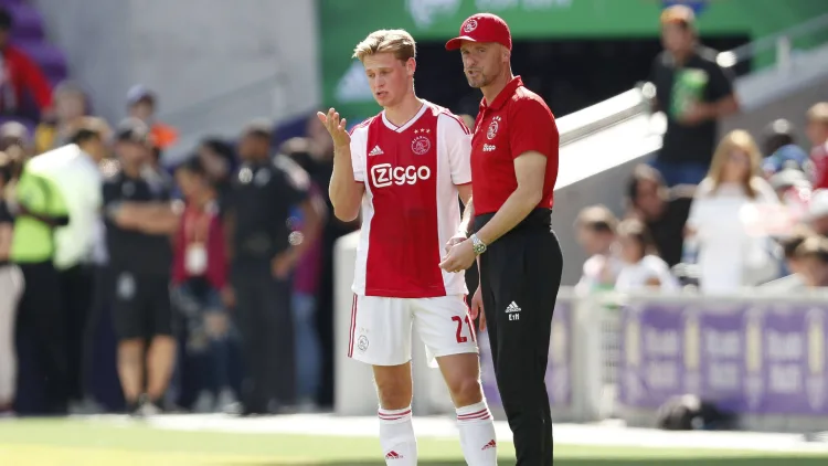 De Jong and Ten Hag worked together at Ajax