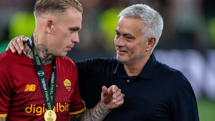 Rick Karsdorp is onder José Mourinho uitgegroeid tot een belangrijke kracht bij AS Roma.