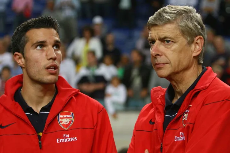 Van Persie: I tried to get Wenger to sign Chiellini at Arsenal