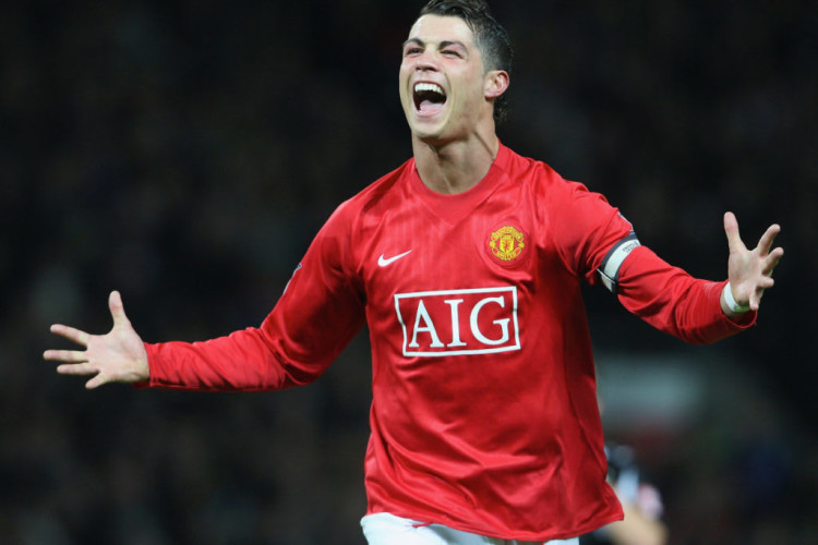 How Much Does Cristiano Ronaldo Earn And What Is The Legend S Net Worth Footballtransfers Com